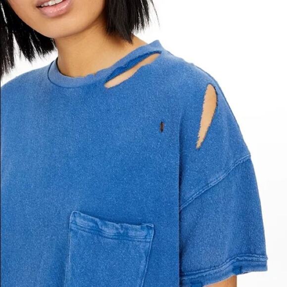 Free People Rubi Ripped T-Shirt Belle Blue - Picture 3 of 5